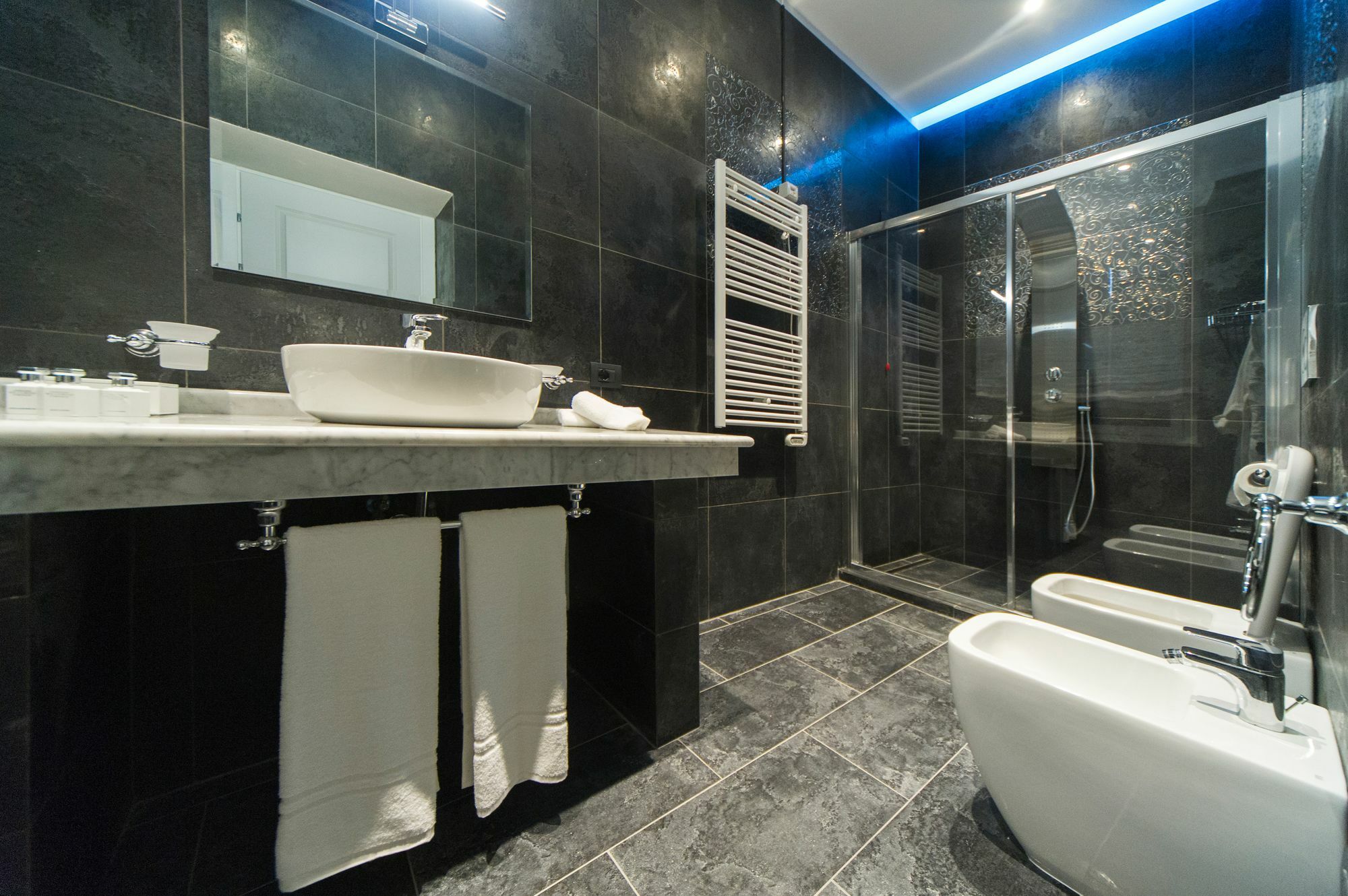 Via Veneto Suites روما المظهر الخارجي الصورة